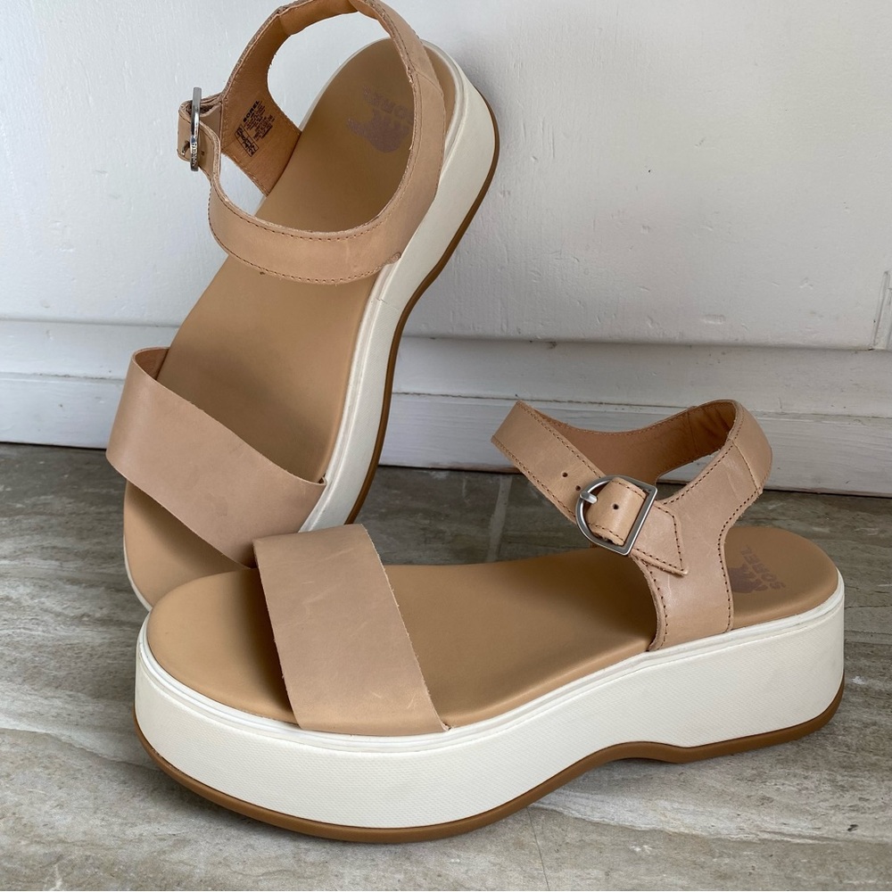 Sorel Chunky Dayspring Leather Platform Sandals Size 10 Light Tan EUC Lagenlook